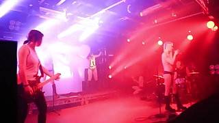german kinky female singer nude on stage in concert 2 